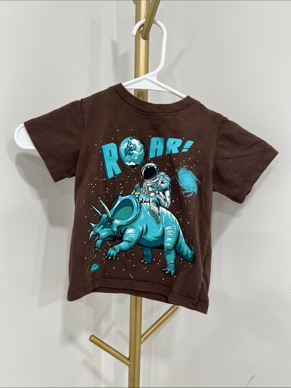 Kids Brown Graphic Tee with Blue Dinosaur Astronaut Print